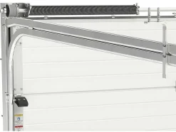 Sectionale Garagedeur Met Glad Effect En Centrale Loopdeur In Antraciet Met Somfy Motor - Lavega