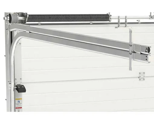 Sectionale Garagedeur Met Glad Effect Met Centrale Witte Loopdeur En Somfy Motor - Lavega