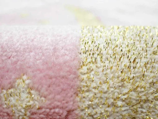 Tapijt Kinderen Sprookjeskasteel - Glanzende Lurex-Afwerking - 120 X 170 Cm - Roze En Goud - Princesia